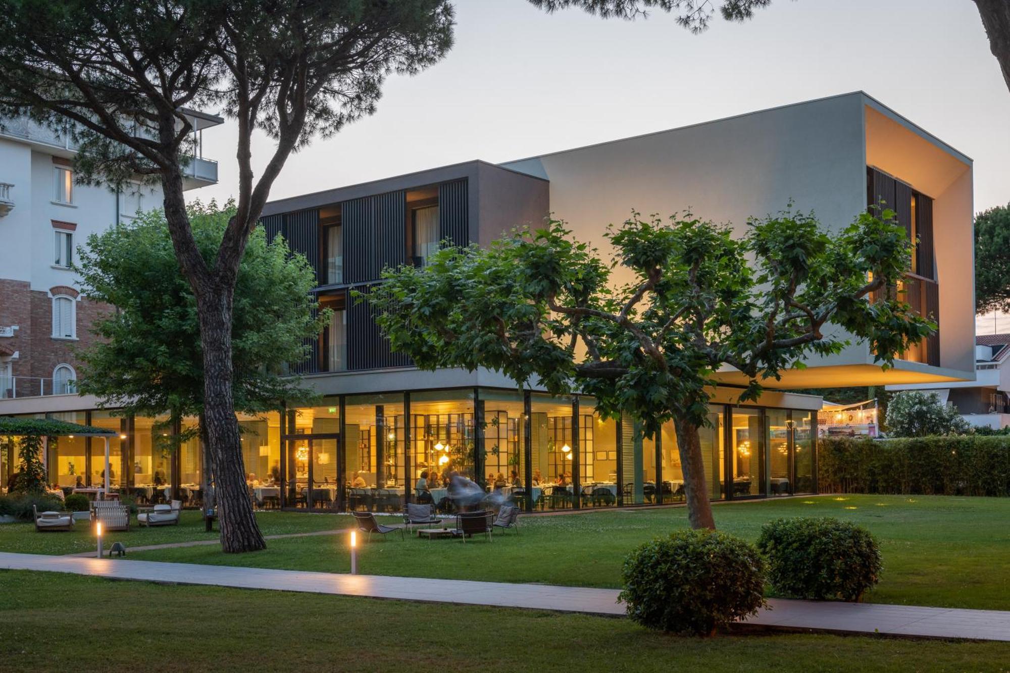 Marepineta Resort Milano Marittima Exterior photo